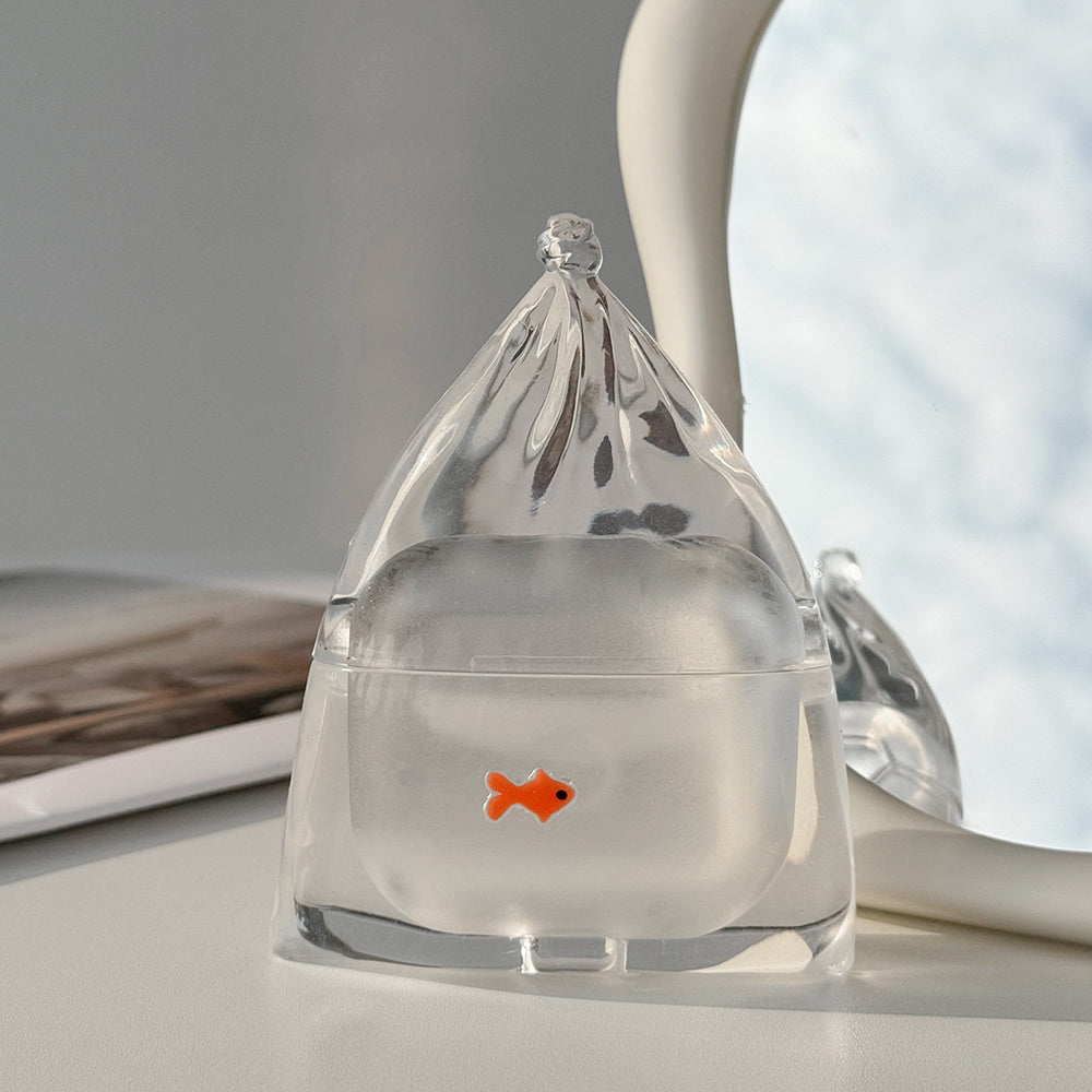 THE Three-dimensional Small Goldfish Transparent Apple AirpodsPro Case Cover