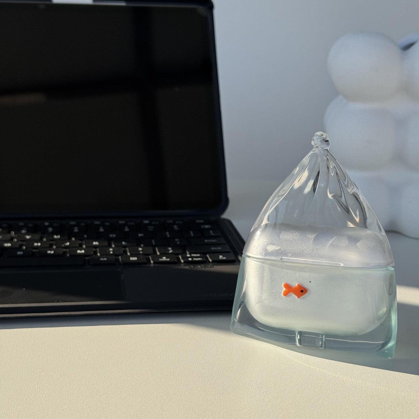 THE Three-dimensional Small Goldfish Transparent Apple AirpodsPro Case Cover
